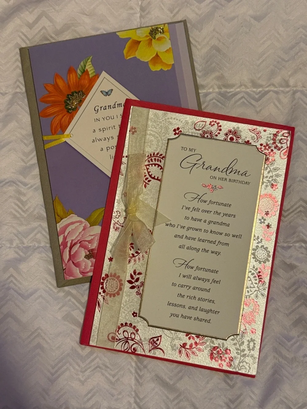 🌻 Bundle of 2 Hallmark Grandma Birthday Cards